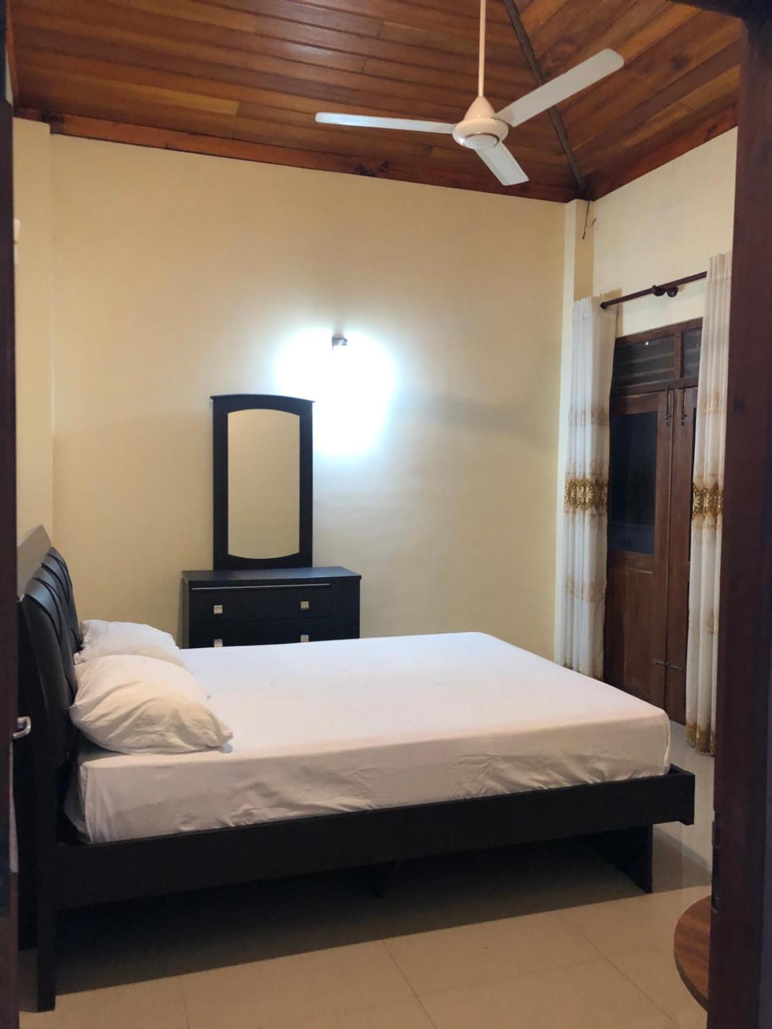 Senarathna Guest House Weligama Exterior foto